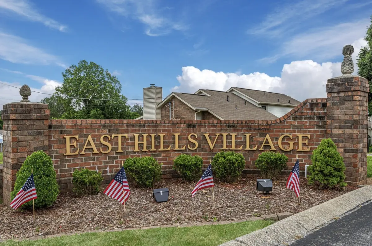 220 Village Cir W #220, Dickson, TN 37055 - #1