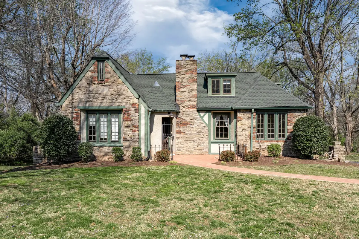 112 Spring Valley Rd, Nashville, TN 37214 - #1