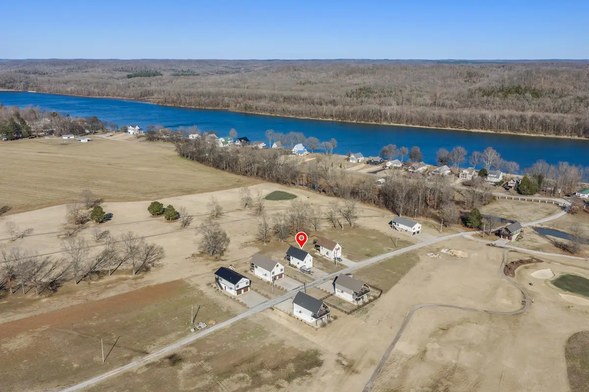 222 Fairway Villa Ln, Decaturville, TN 38329 - #1