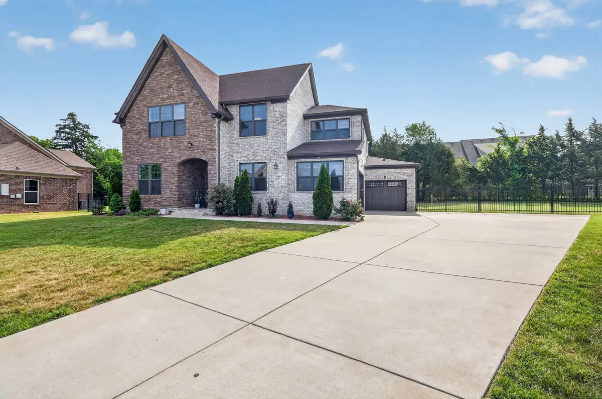 731 Orange Blossom Ct, Murfreesboro, TN 37130 - #1