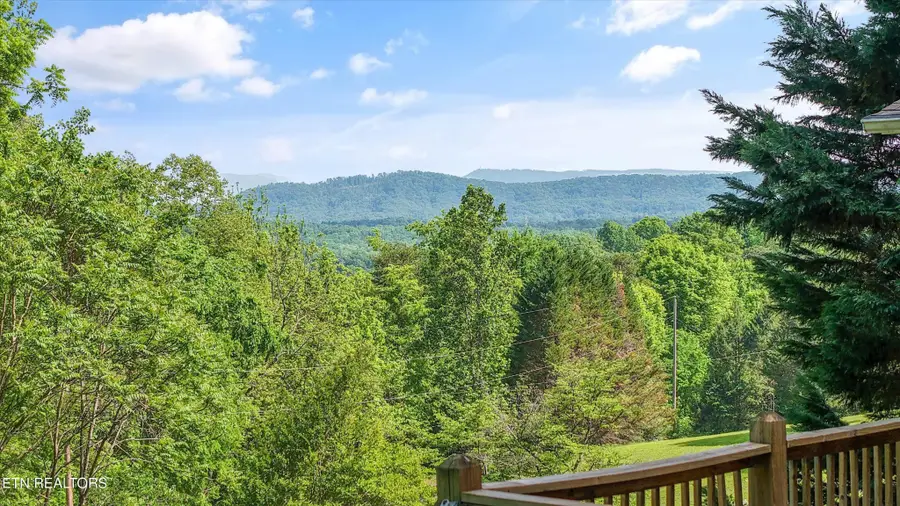 6325 Norwood Rd, Knoxville, TN 37914 - #3