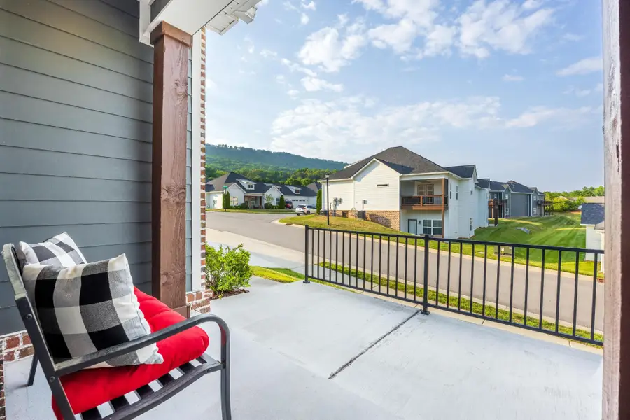 811 Wellstone Drive, Chattanooga, TN 37405 - #3