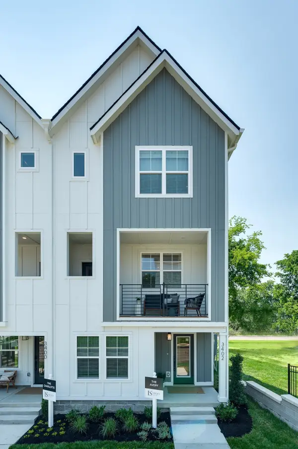 3218 Conviser, Nashville, TN 37207