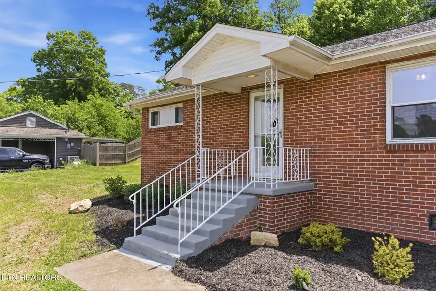 1414 Maple Drive, Knoxville, TN 37918 - #3