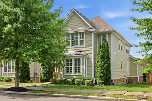2776 Americus Dr, Thompsons Station, TN 37179