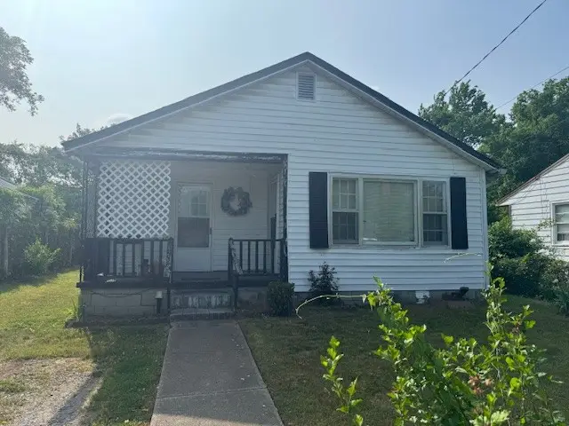 120 S Maple Ave, Gallatin, TN 37066 - #1