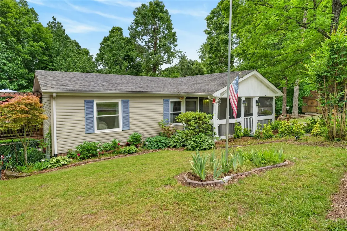 479 Leatherwood Lake Rd, Stewart, TN 37175 - #1