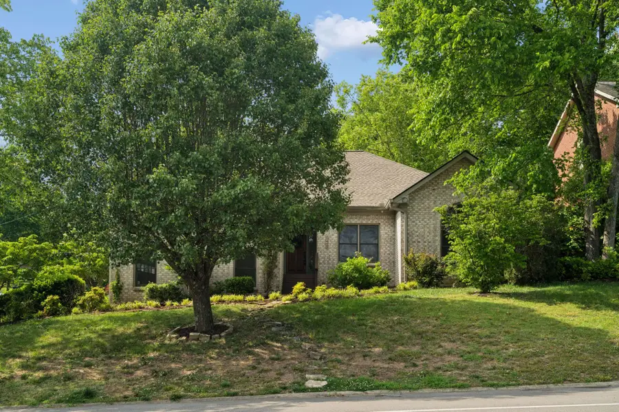 1400 Calloway Ct, Nashville, TN 37221 - #2