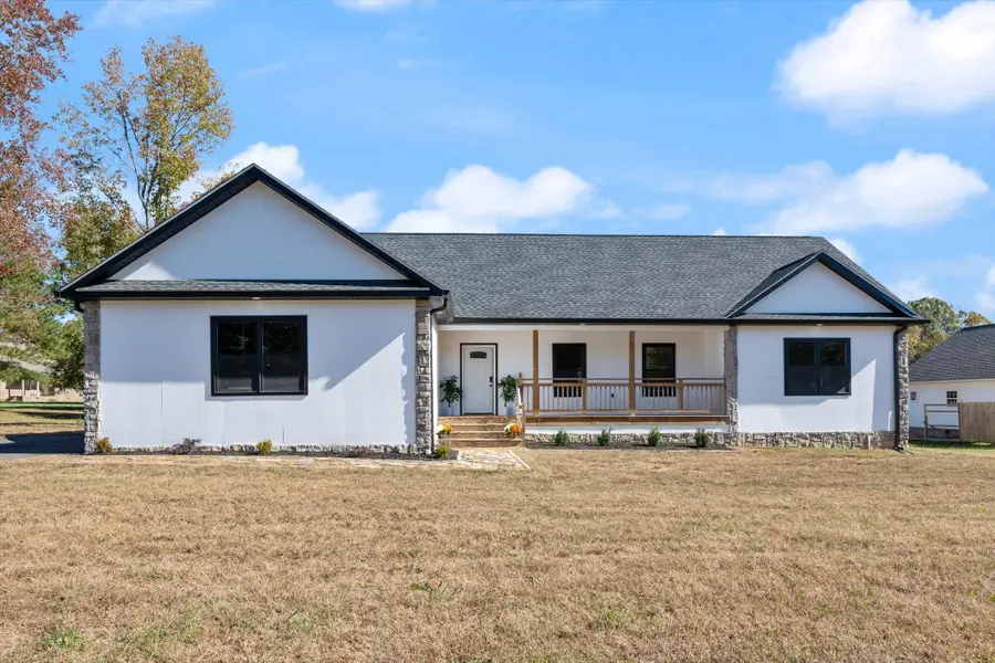 50 Sonoma Dr, Fayetteville, TN 37334 - #2