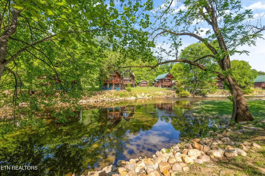 566 Tanasi Tr, Sevierville, TN 37863 - #3
