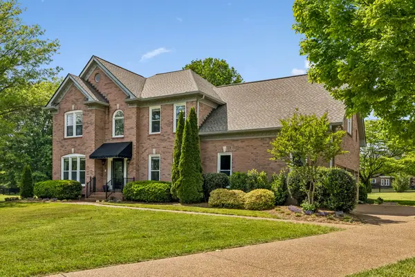 2430 Douglass Glen Ln, Franklin, TN 37064