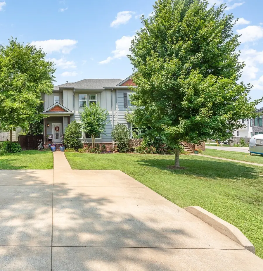 713 Groves Park Rd, Nashville, TN 37206 - #2
