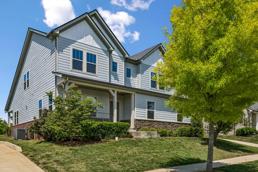 514 Mildenhall Ln, Nolensville, TN 37135 - #3