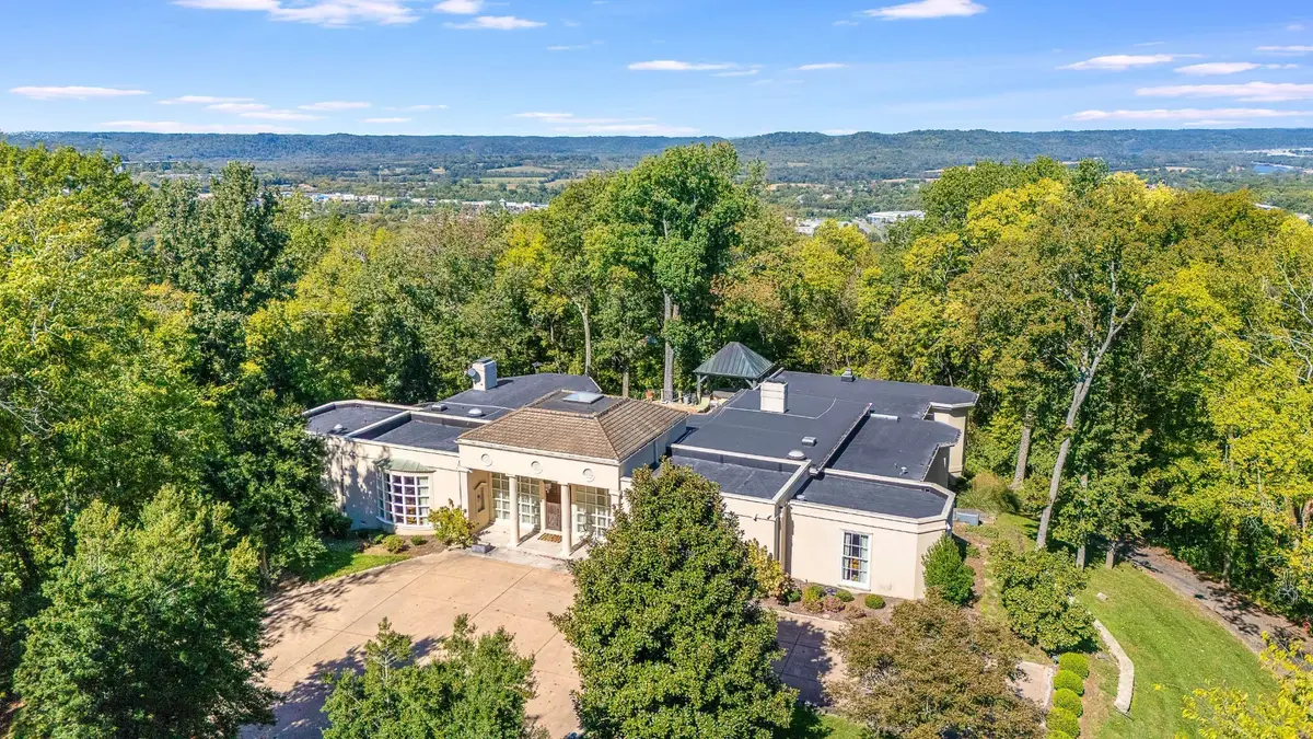 515 Hillwood Blvd, Nashville, TN 37205 - #1