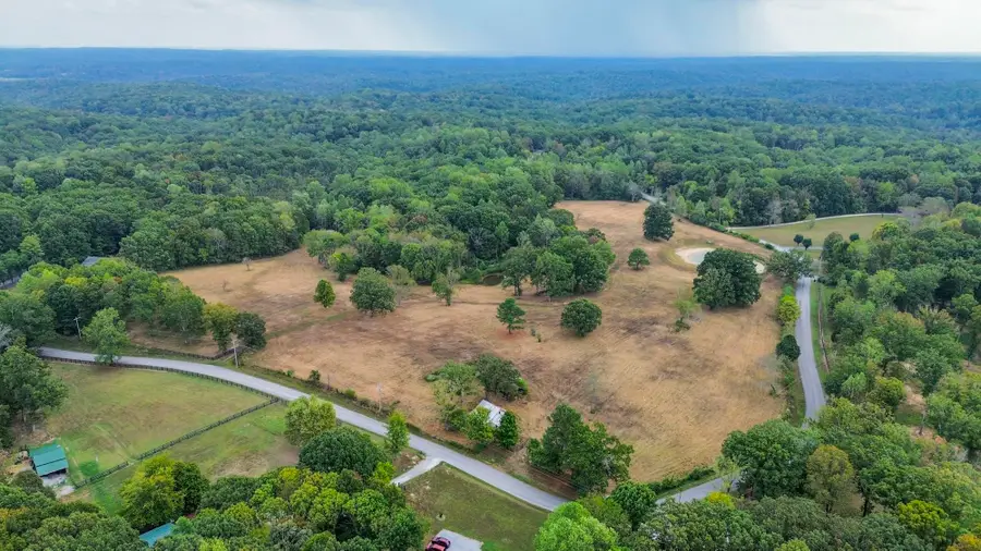1165 Mount Pleasant Rd, Kingston Springs, TN 37082 - #3