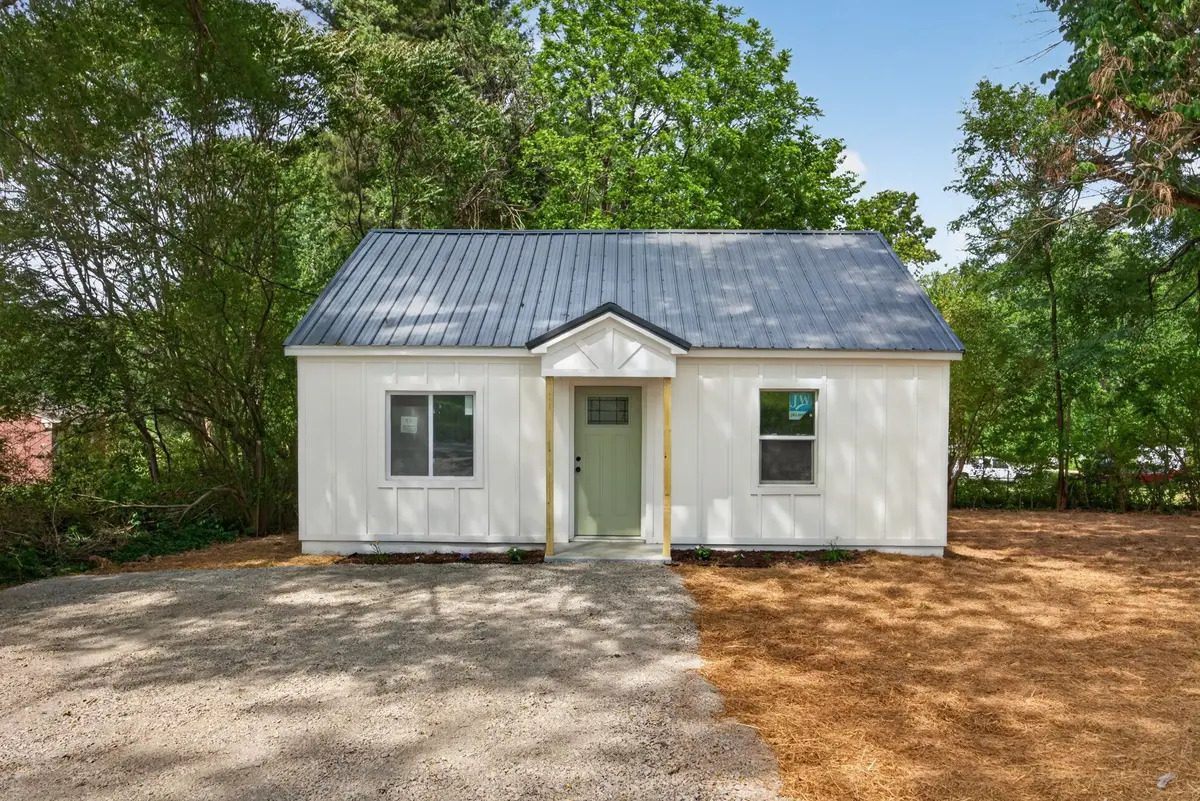 408 3rd Ave N, Baxter, TN 38544 - #1