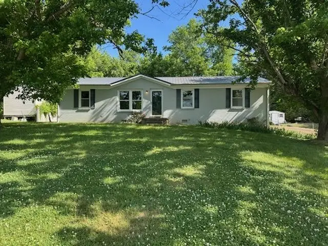 4176 Hampshire Pike, Hampshire, TN 38461 - #2