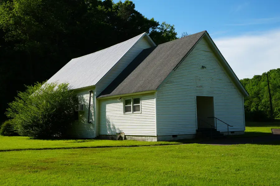 470 Pleasant Valley Rd, Ethridge, TN 38456 - #2