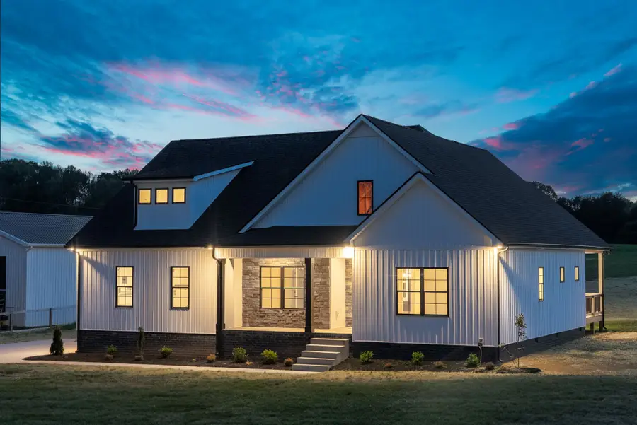 3860 Chapel Hill Rd, Clarksville, TN 37040 - #3