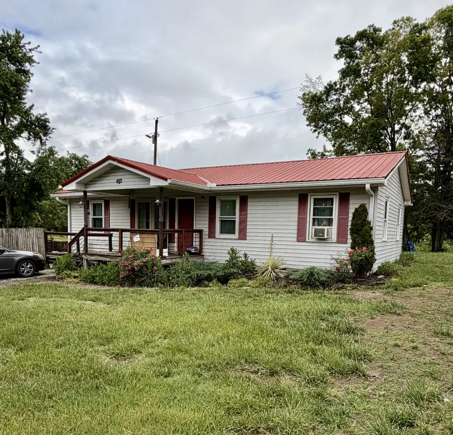 420 Calvert Ridge Rd, Westmoreland, TN 37186 - #2