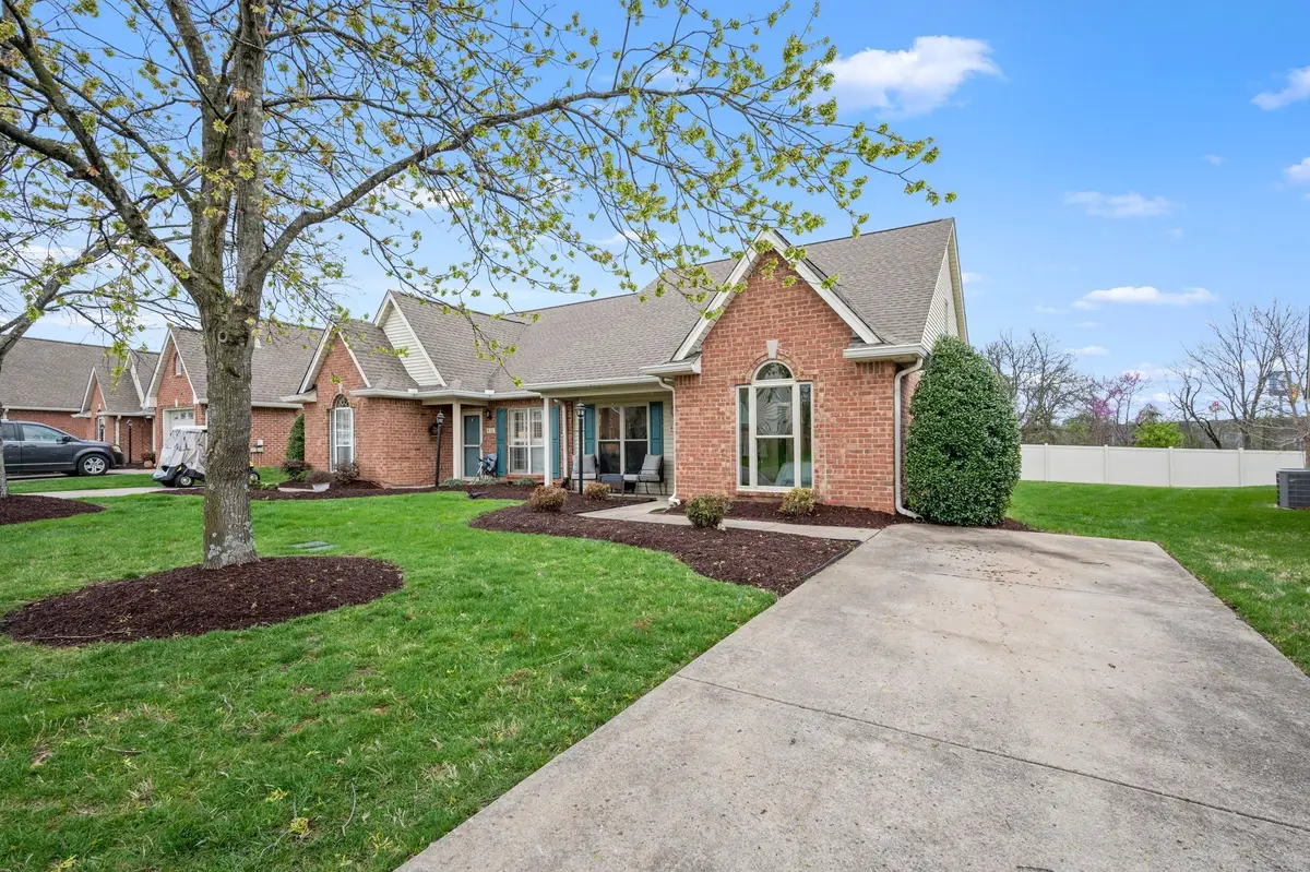 408 Biltmore Cir, Murfreesboro, TN 37128 - #1