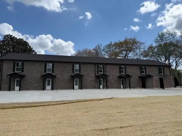 1416 E Lincoln St #7, Tullahoma, TN 37388