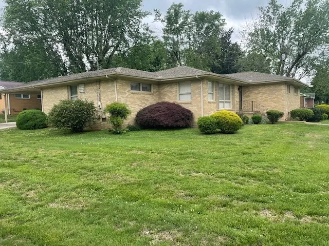 206 Fairlane Dr, Shelbyville, TN 37160 - #2