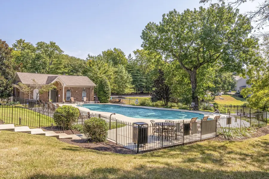 153 Harbor Village Dr, Madison, TN 37115 - #2