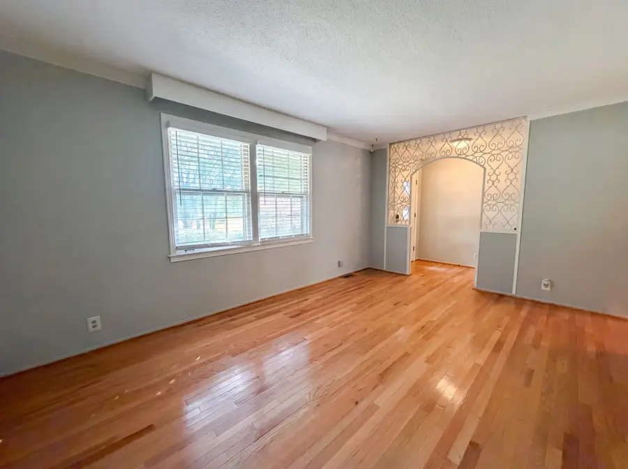 221 Sterry Ct, Antioch, TN 37013 - #3