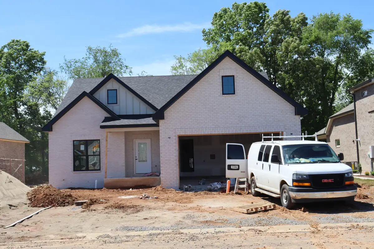 730 Southern Pine Trl, Clarksville, TN 37043 - #1