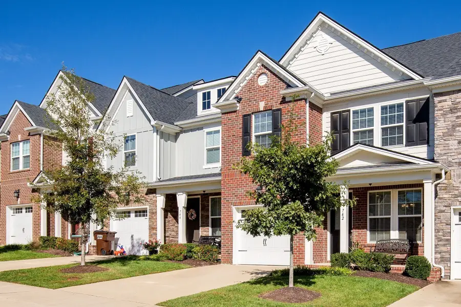 742 Tennypark Ln, Mount Juliet, TN 37122 - #3