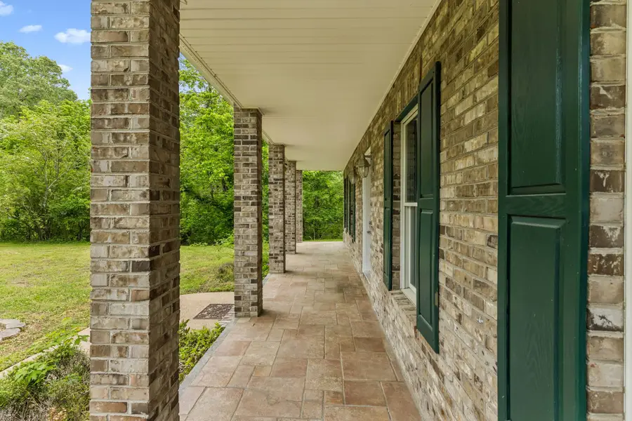 831 Defeated Creek Rd, Centerville, TN 37033 - #2