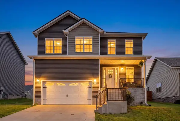 1092 Charles Thomas Dr, Clarksville, TN 37042