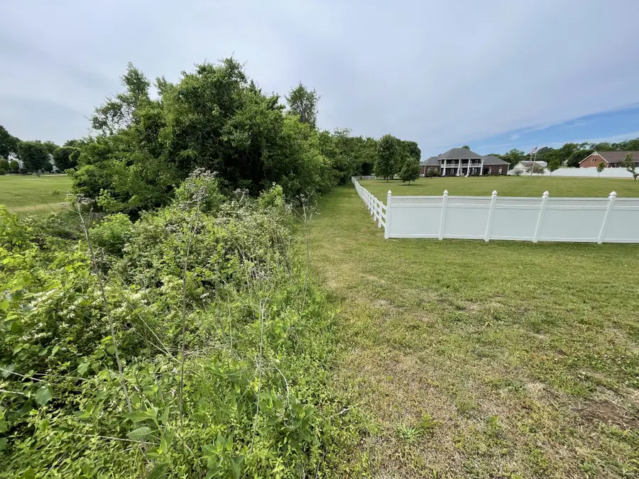 1916 S Mount Juliet Rd, Mount Juliet, TN 37122 - #3