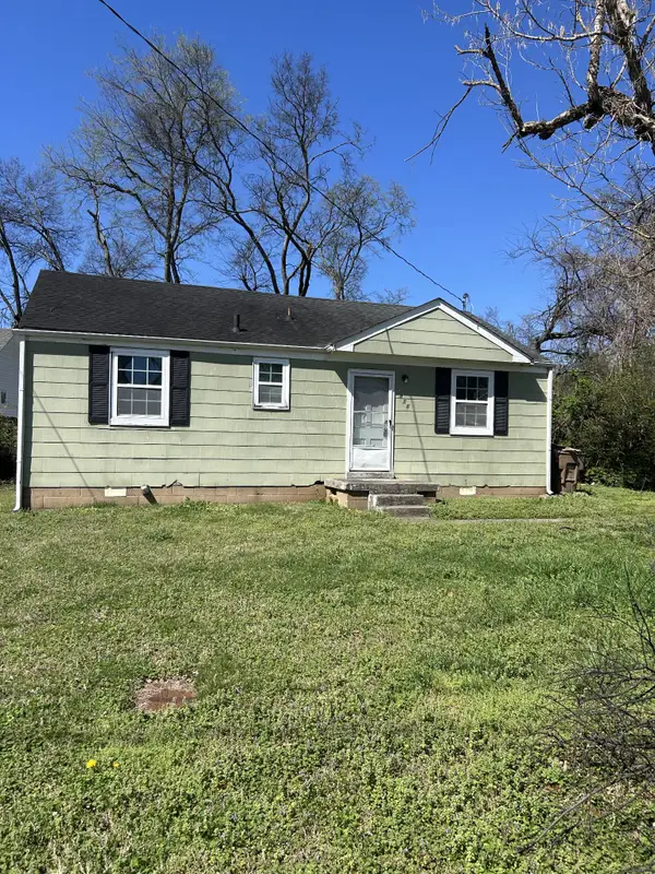 5916 Carl Pl, Nashville, TN 37209