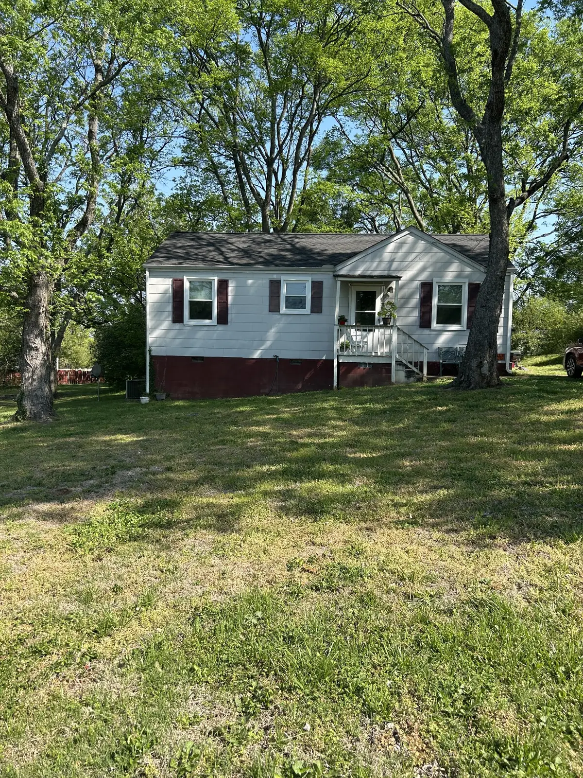 1926 Dahlia Dr, Nashville, TN 37210 - #1