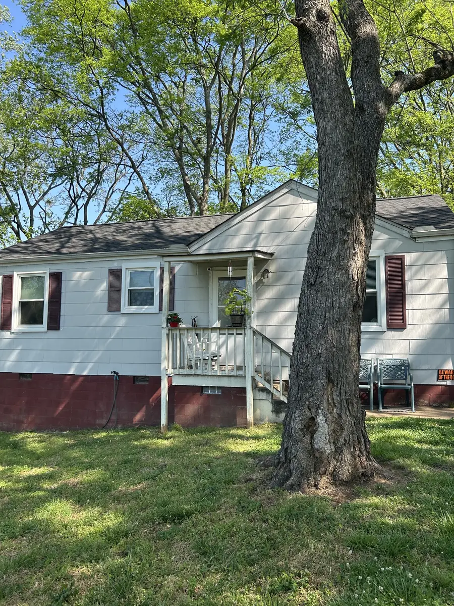 1926 Dahlia Dr, Nashville, TN 37210 - #3