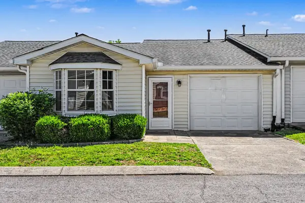 122 Pepper Grove Dr, Springfield, TN 37172