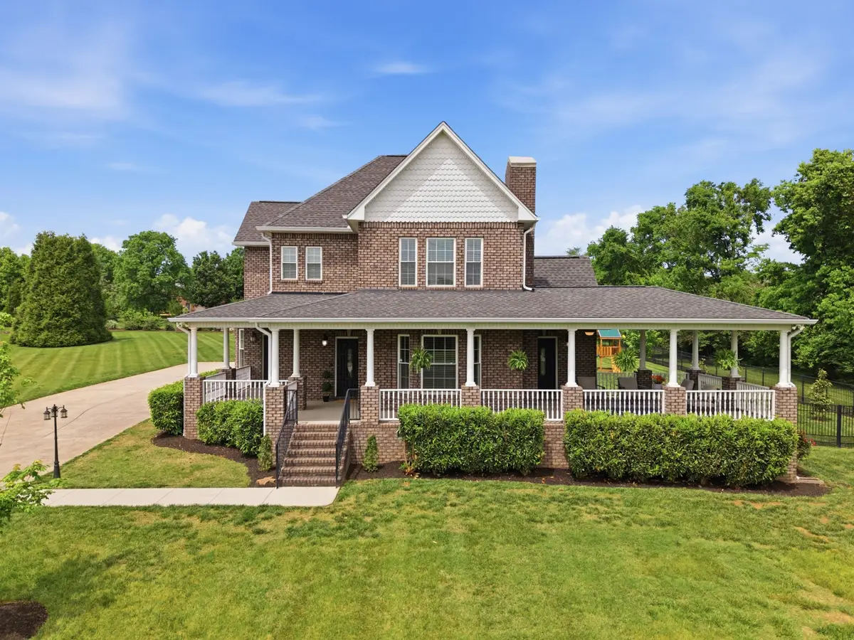 239 Grandview Cir, Gallatin, TN 37066 - #1