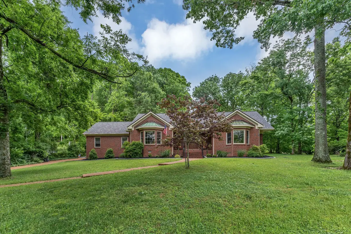 5087 Saddleview Dr, Franklin, TN 37067 - #1