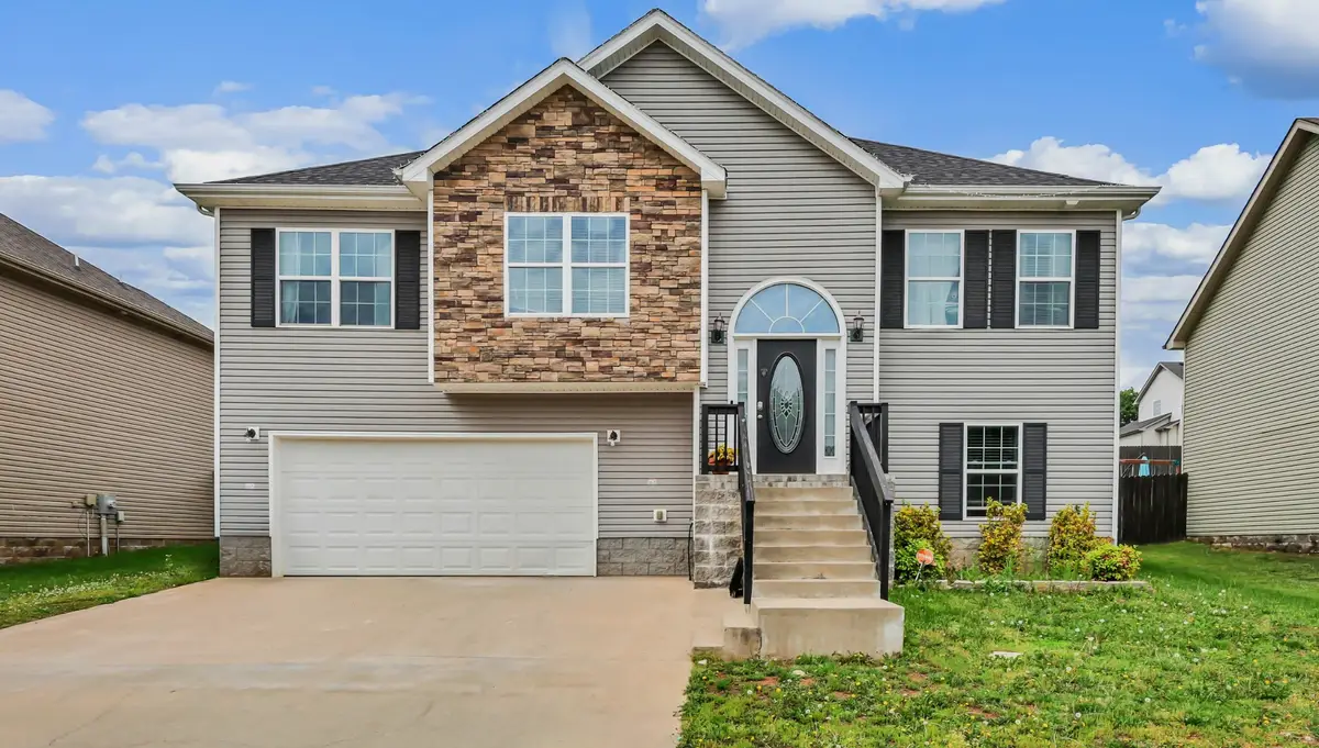 1391 Freedom Dr, Clarksville, TN 37042 - #1