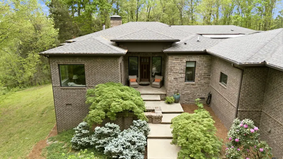 1249 Saddle Springs Dr, Thompsons Station, TN 37179 - #2