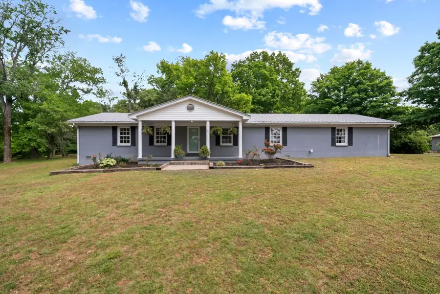 2580 Santa Fe Pike, Santa Fe, TN 38482 - #2