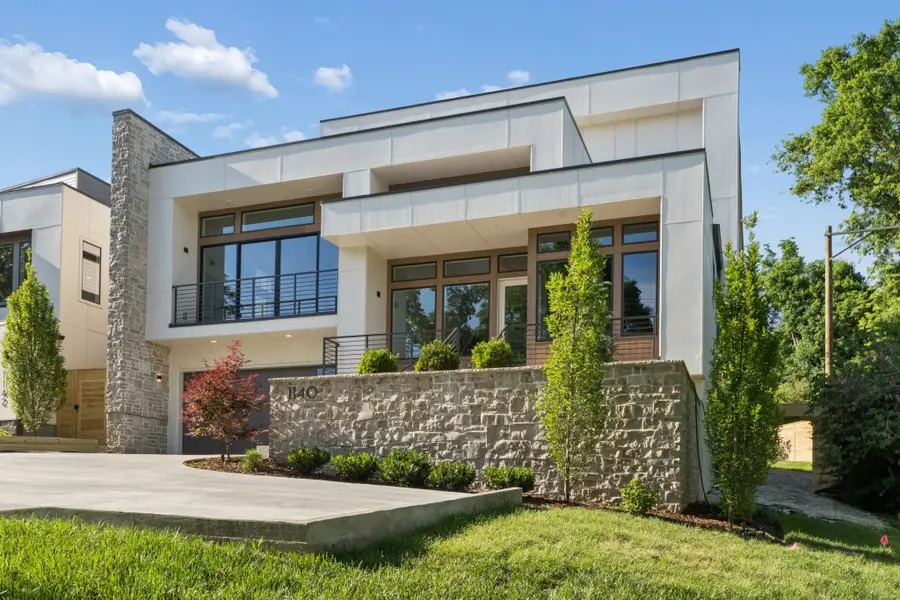 1140 Glendale Ln, Nashville, TN 37204 - #3