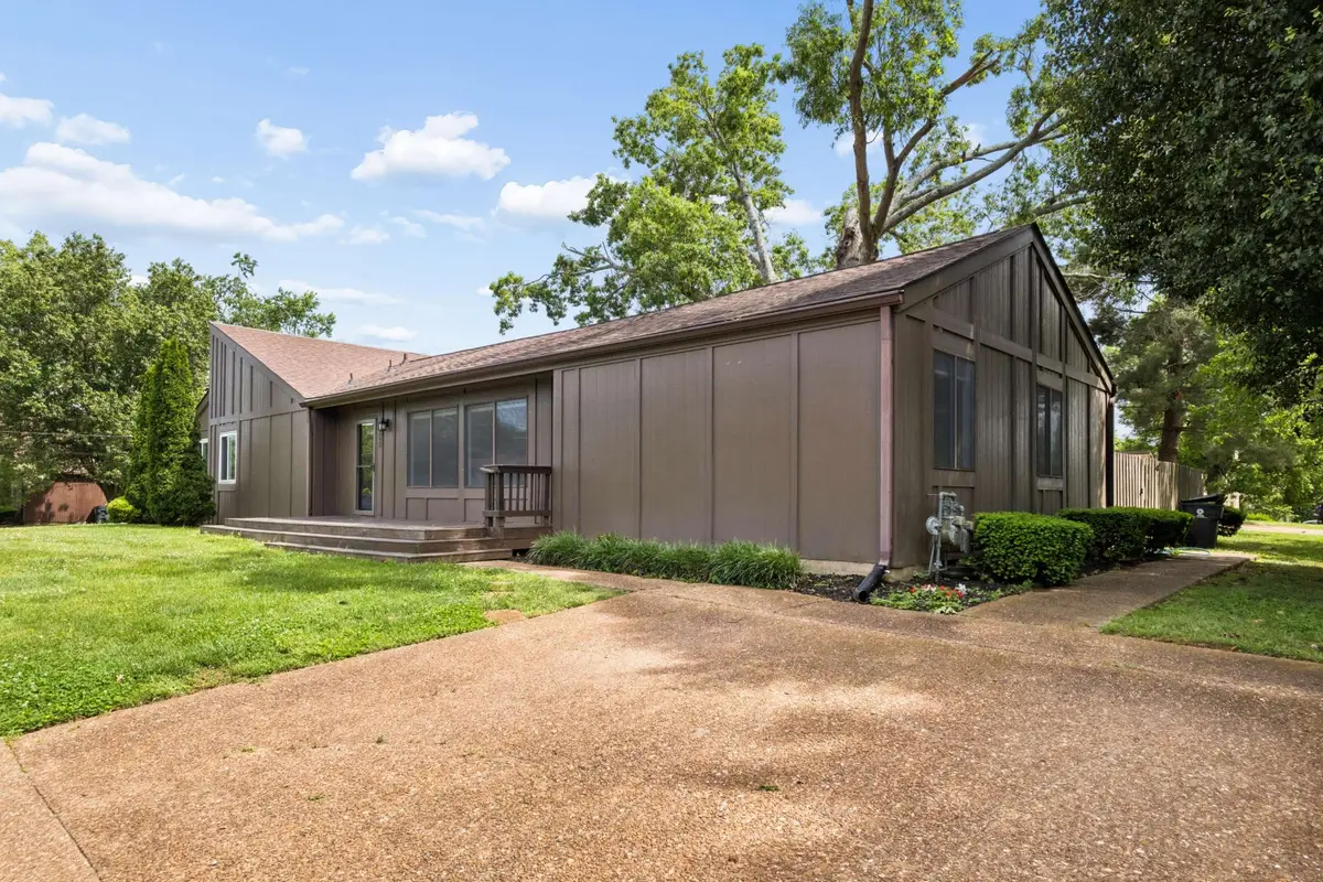 507 Doral Country Dr, Nashville, TN 37221 - #1