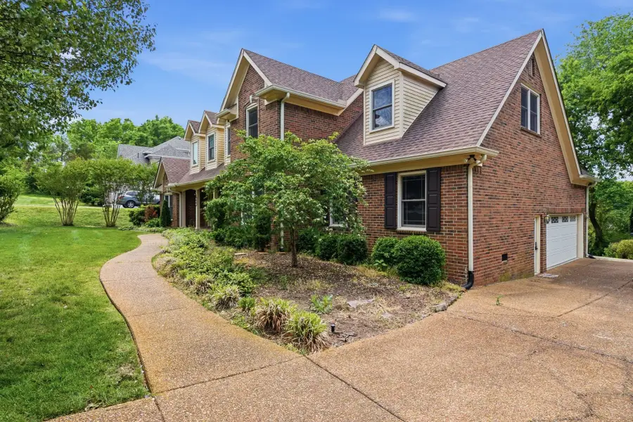 261 Poteat Pl, Franklin, TN 37064 - #2