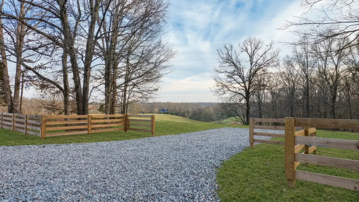 1103 Cowan Rd, Dickson, TN 37055 - #1