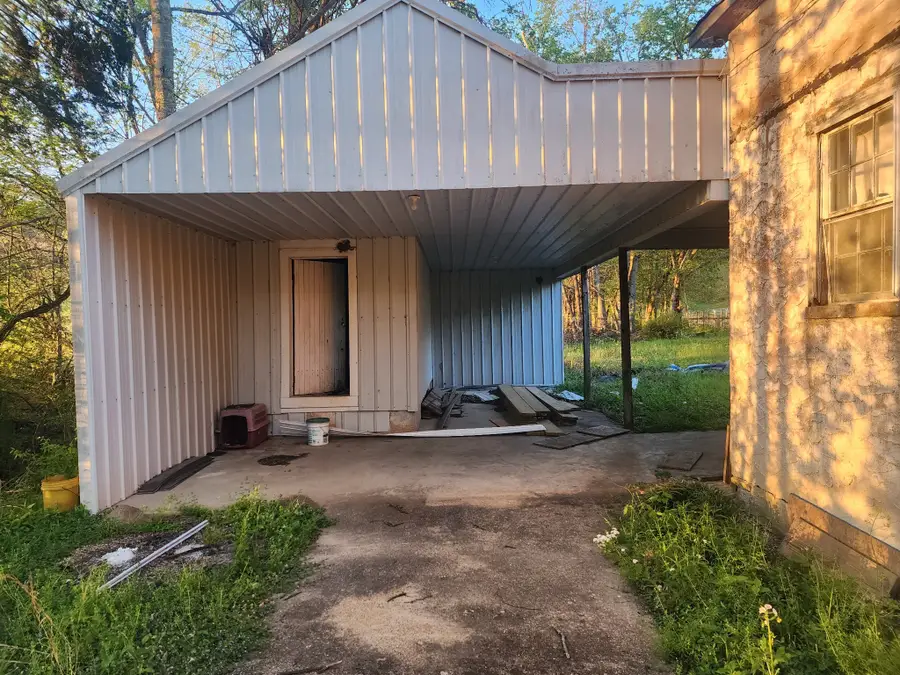 2350 Clifton Tpke, Waynesboro, TN 38485 - #3