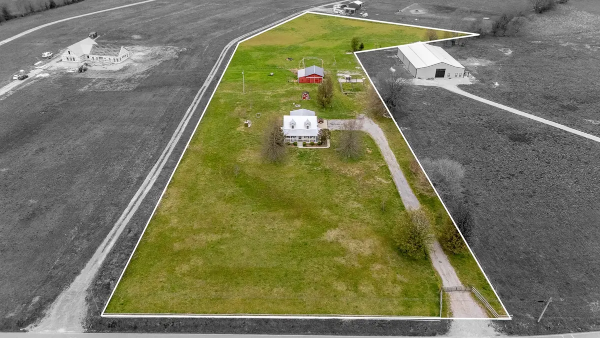 11220 Shelbyville Rd, Morrison, TN 37357 - #1