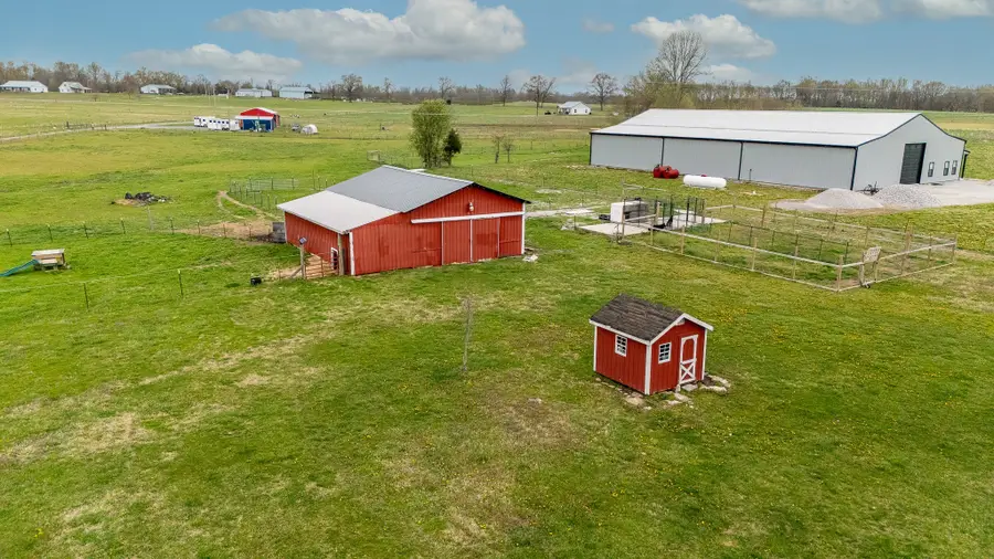 11220 Shelbyville Rd, Morrison, TN 37357 - #3